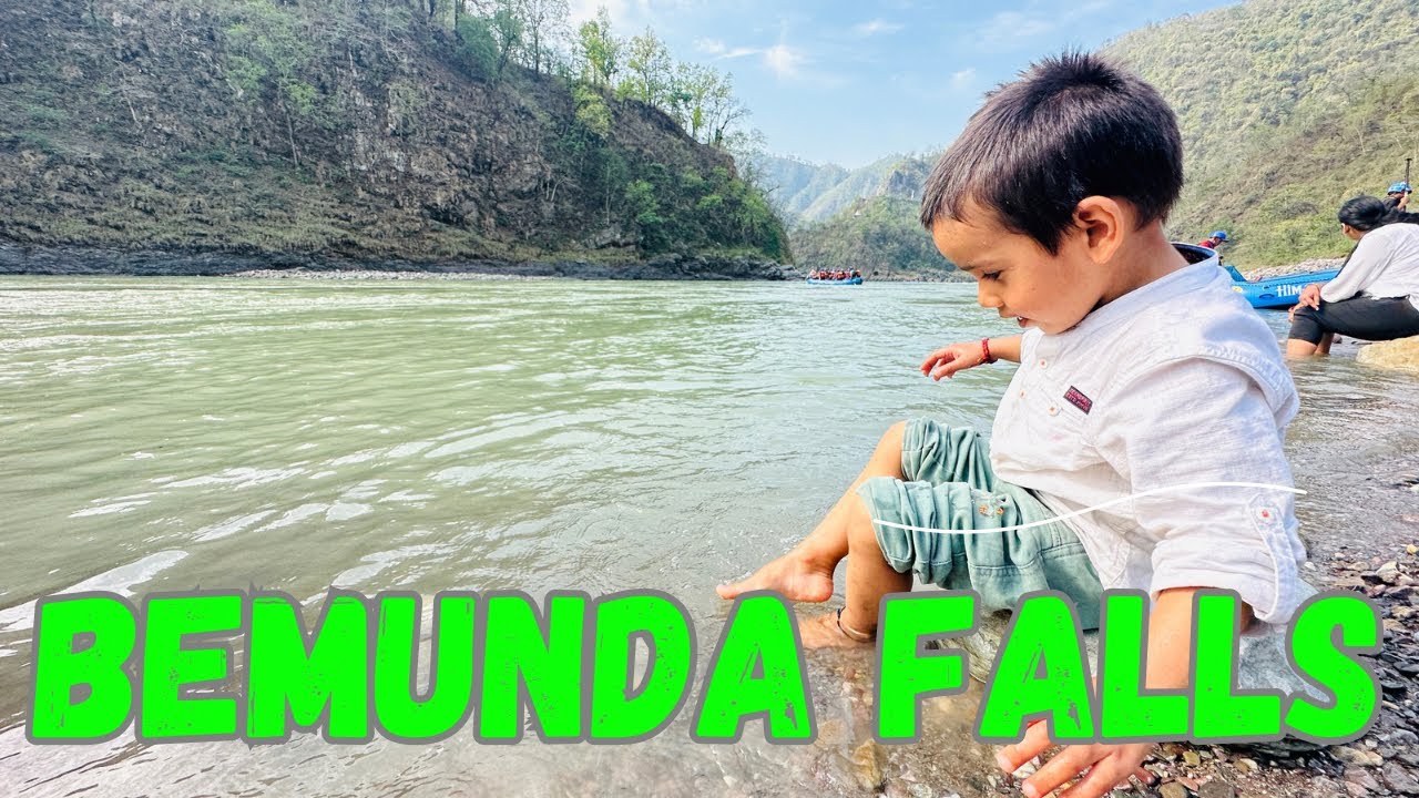 Bemunda falls Mai fish massage 😂😂🥰🥰 #bemundafalls #rishikesh #goabeach #meenavlog