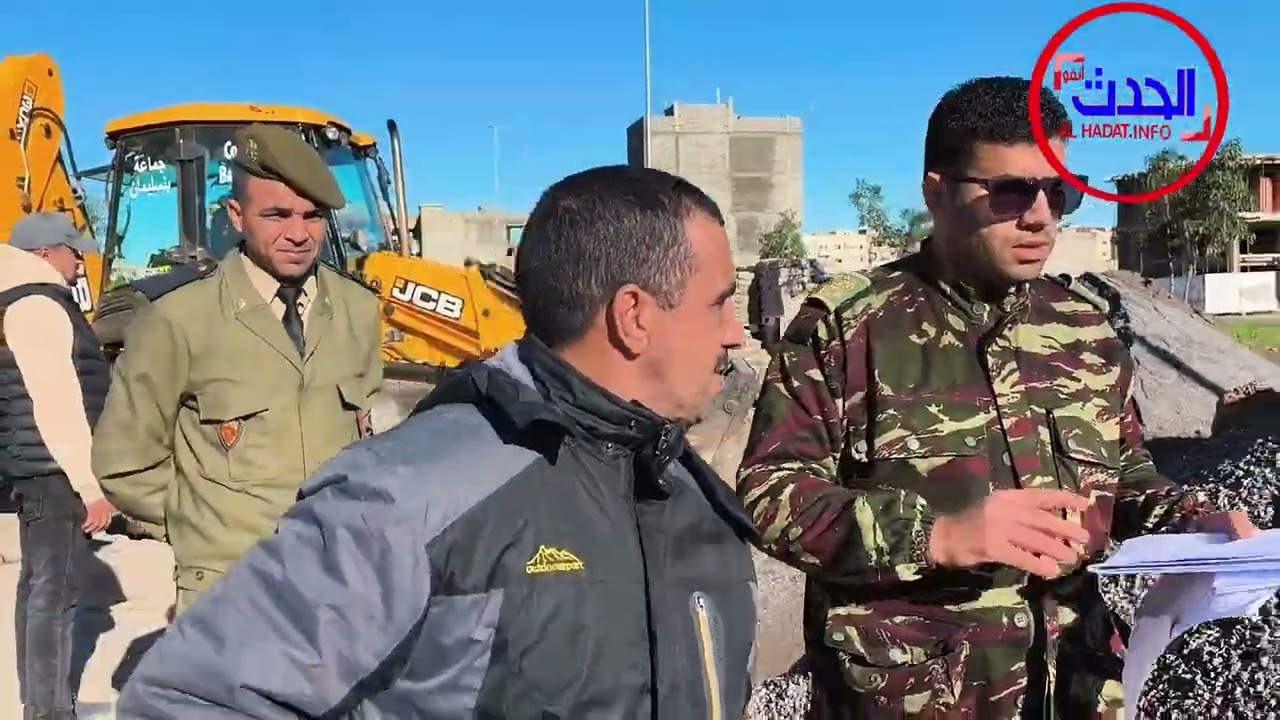 حملة لتحرير الملك العمومي بشمس المدينة ببنسليمان… حجز مواد بناء تعرقل حركة المرور