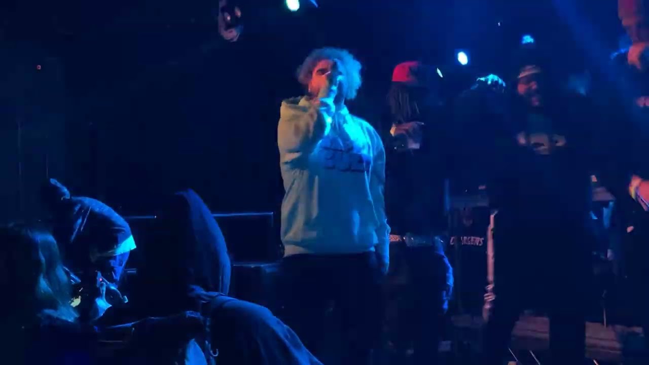 Sad Frosty (Live in Los Angeles, 12/13/21)