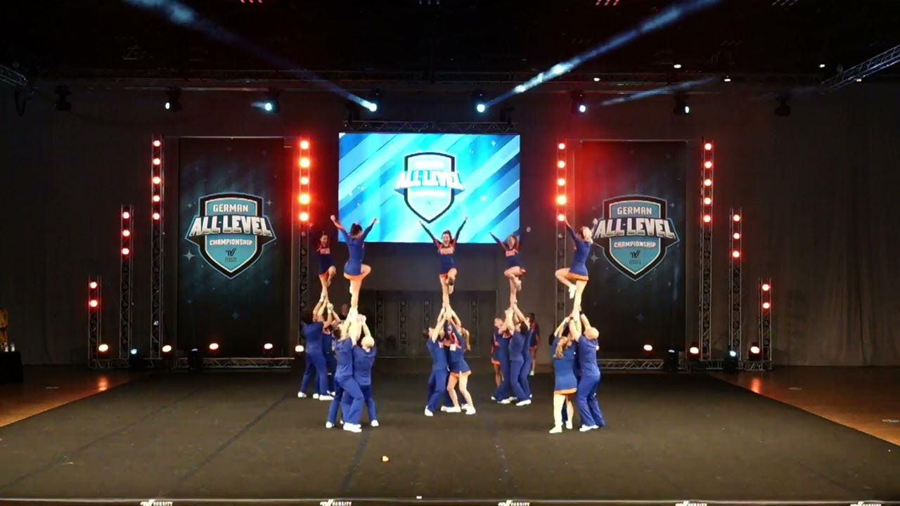 Paris Cheer Legacy - Int. Open Coed 16 Level 6