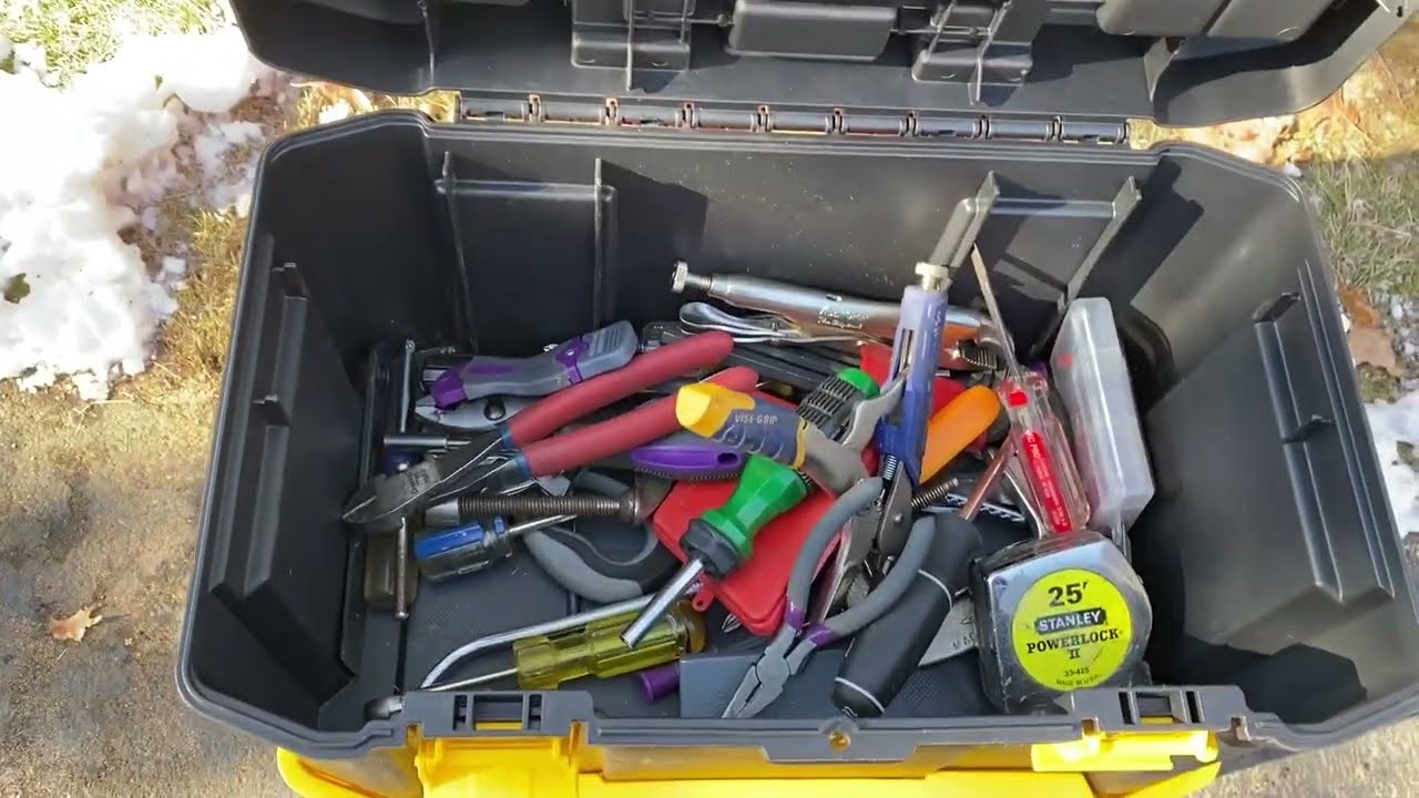 Stanley Small Rolling Tool Chest Review.