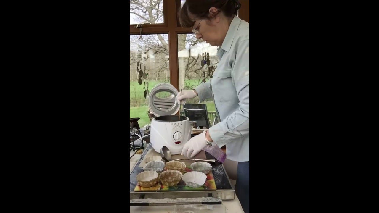Making Encaustic medium