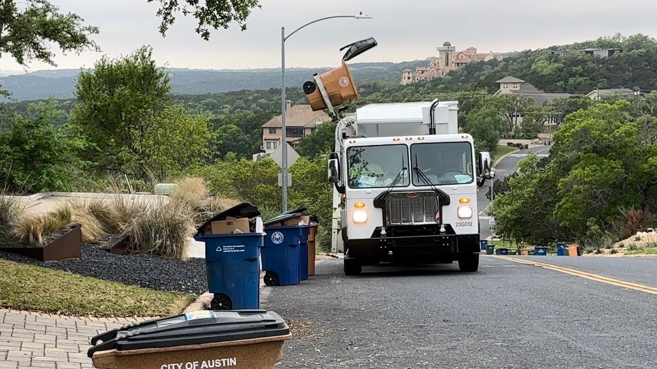Austin Pete Amrep Garbage truck on Trash