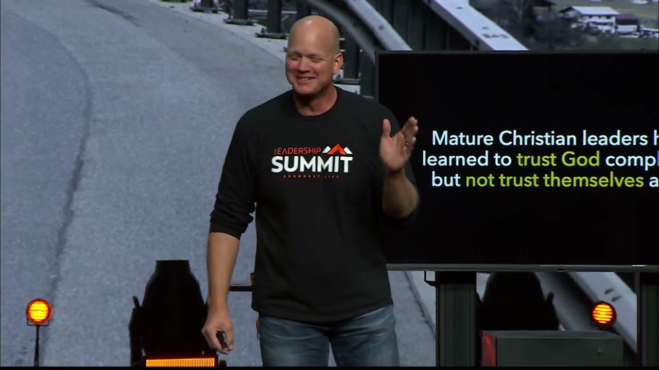 The Heart of a King: Pursuing Integrity in Leadership with Pastor Phil Hopper | Leadership Summit 24