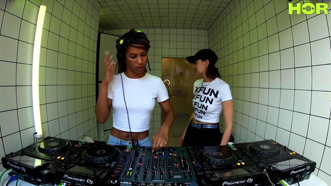 ISAbella B2B Slimsoledad | HÖR - Jul 21 / 2022
