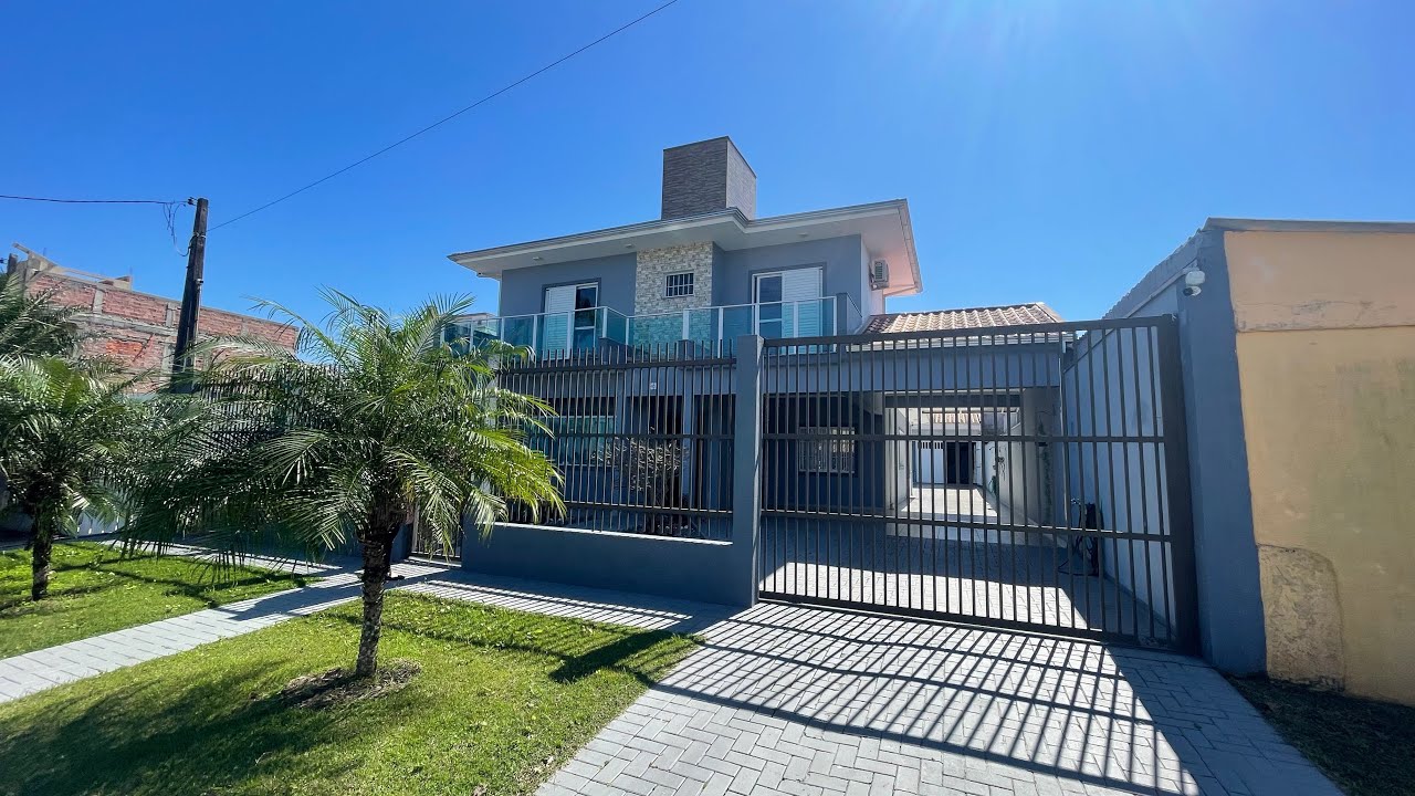 Sobrado para Venda no bairro Brejatuba, localizado na cidade de Guaratuba / PR.