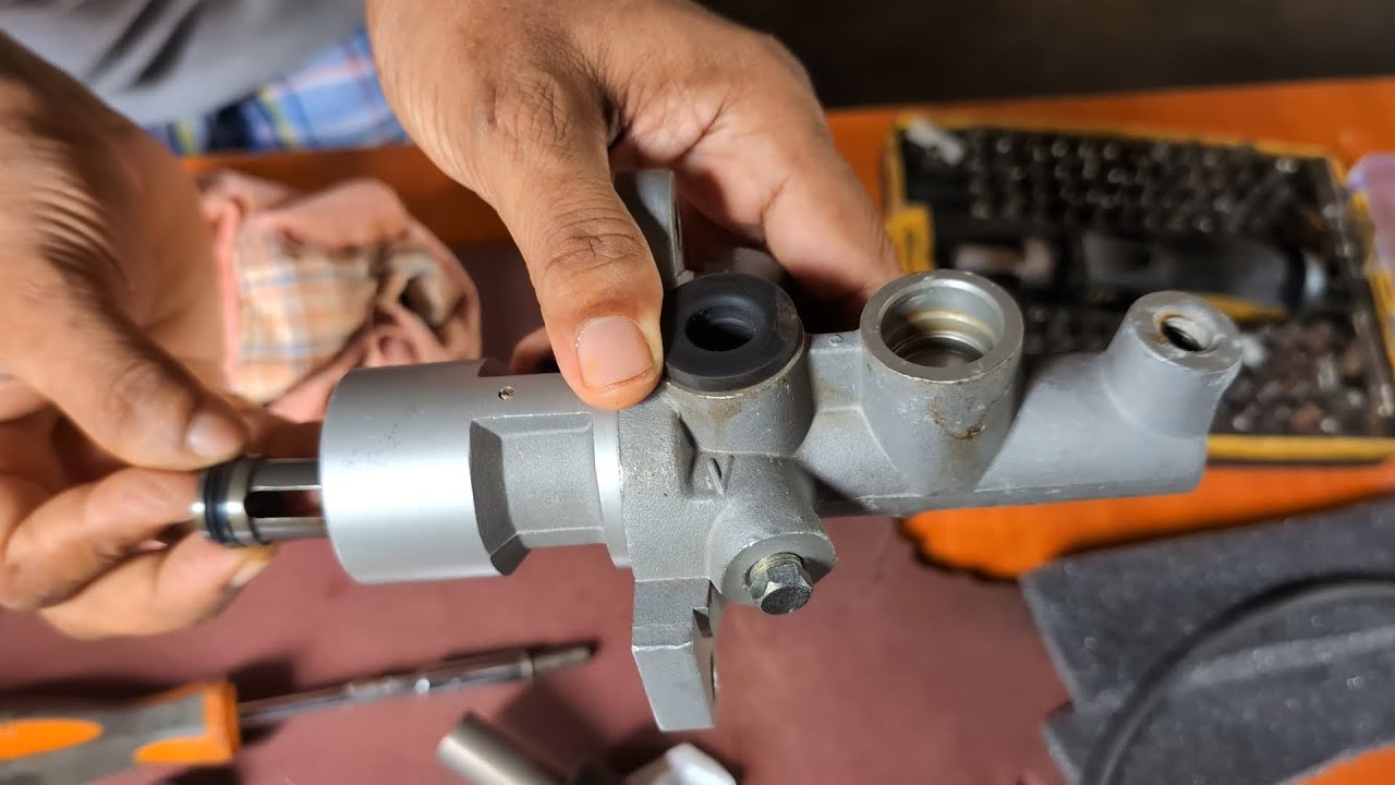 Benz W124 brake master pump rebuild