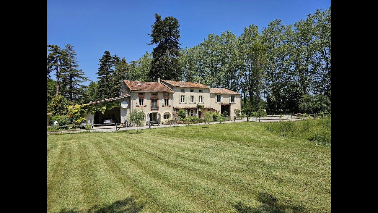 Beautiful estate with 3 houses for sale in the Ari&egrave;ge, France - Ref. BVI83662