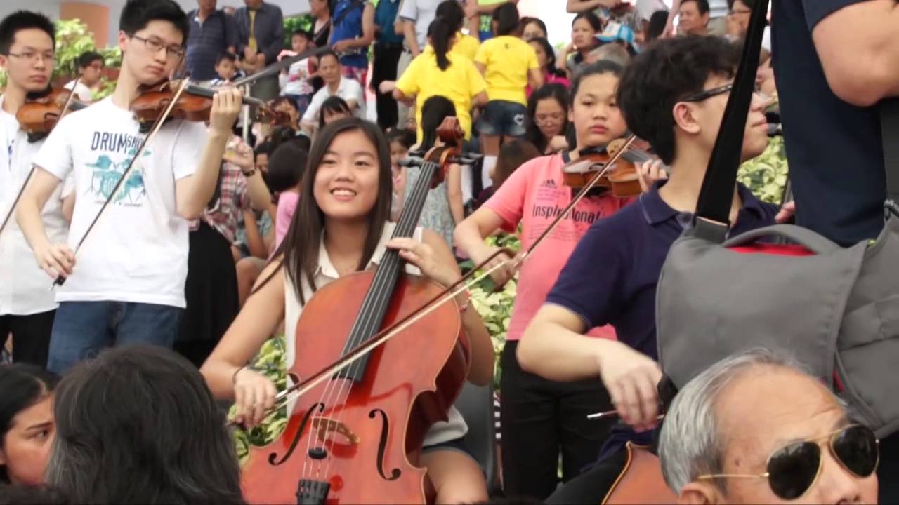 Flash Mob by Hong Kong Music Academy Orchestra and Opera Hong Kong Children Chorus 