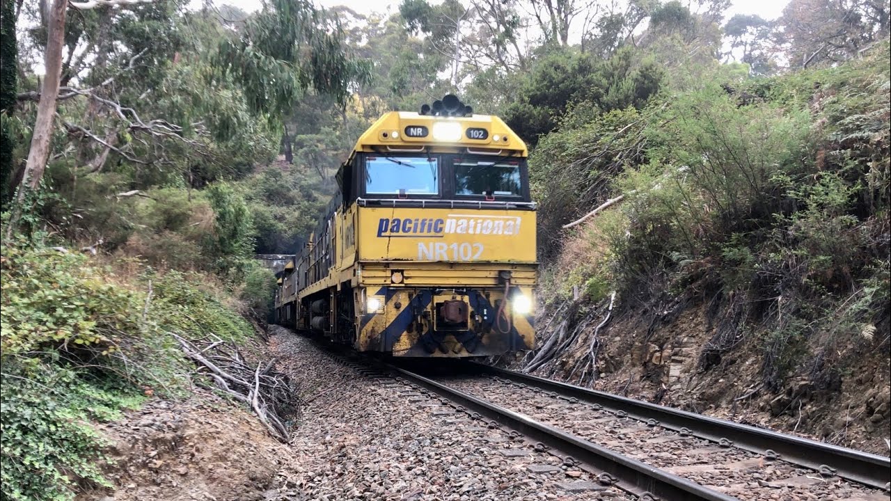 Pacific National Freight - 4MA5 - NR102, NR92, NR7