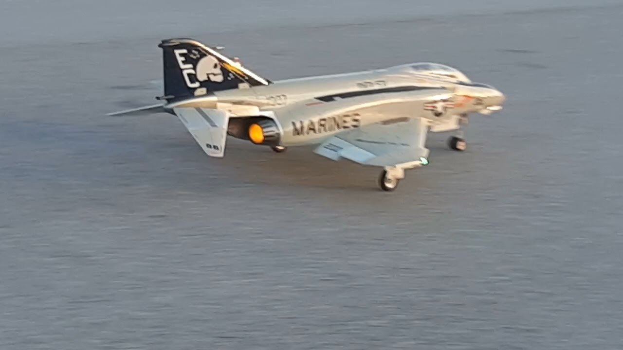 THE FREEWING F-4 8s PHANTOM MAIDEN FLIGHT