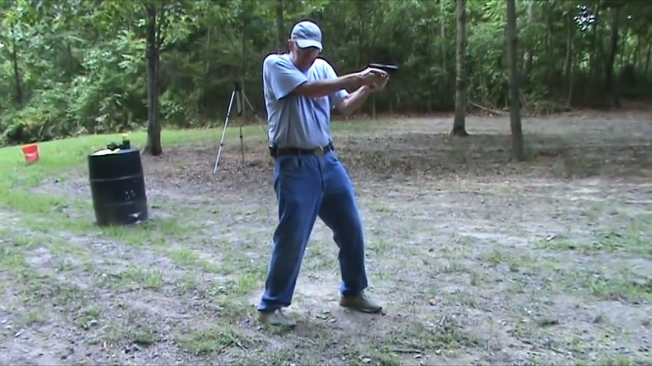 Hickok45 научит вас стрелять