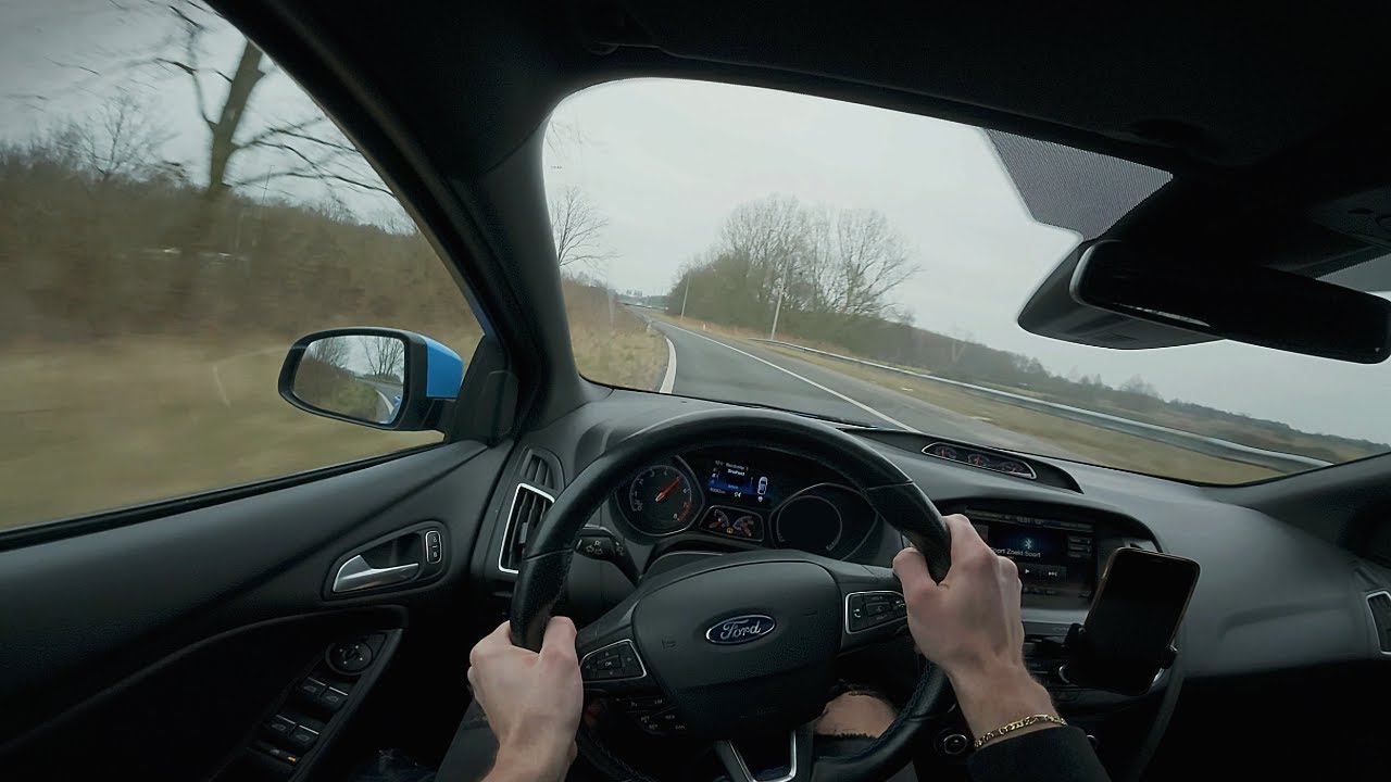 GOING FOR A DRIVE IN MY FORD FOCUS RS (DRIFT MODE)