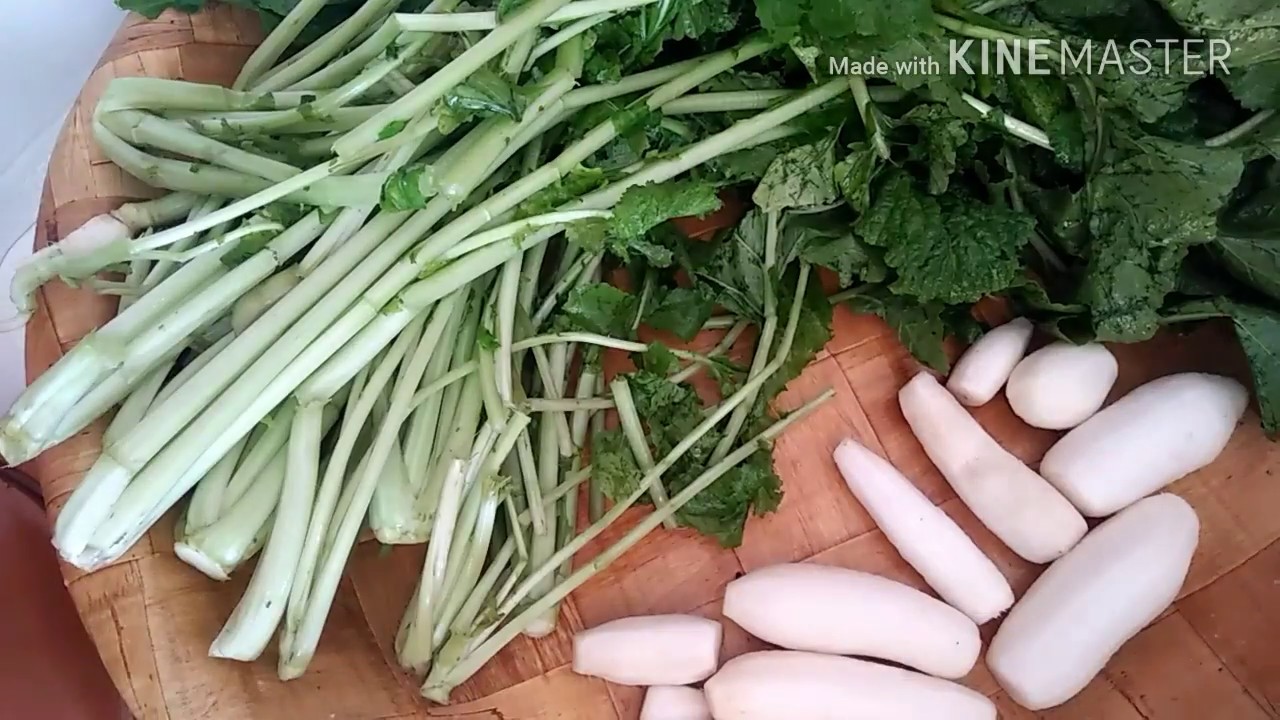كسكس قبائلي من تراث اجدادنا غني بالألياف صحي و لذيذ لا تفوتو الفيديو  Couscous Kabyle Fort