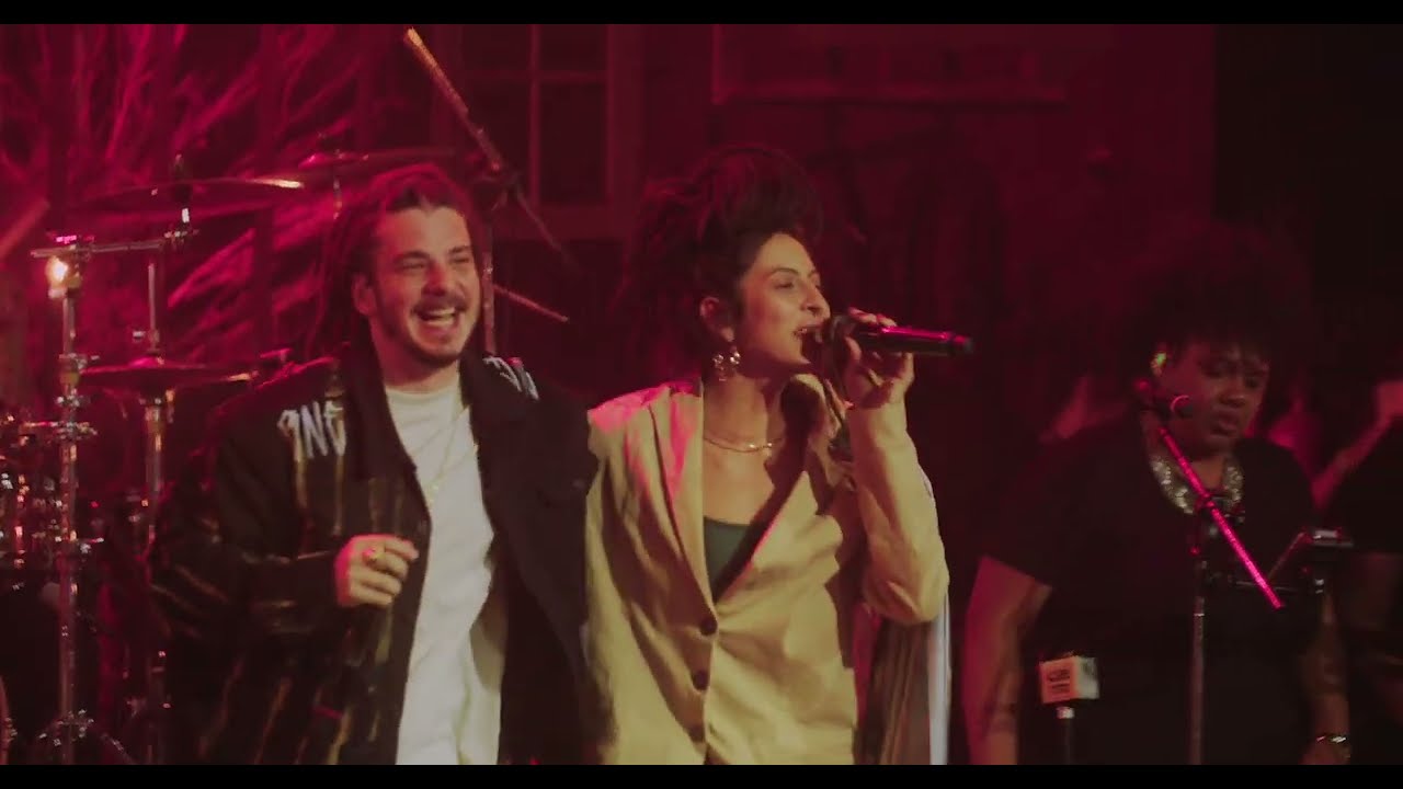 Cidade Verde Sounds - Coração Novin ft Marina Peralta (DVD 10 anos de Missão de Paz)