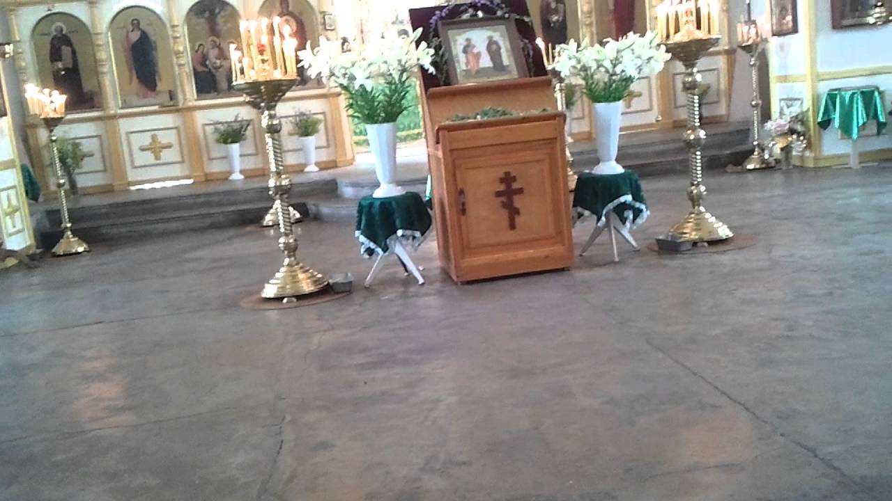 Хор бабушек храма Николая Чудотворца в селе Задубровье, Шиловский район, Рязанская область.