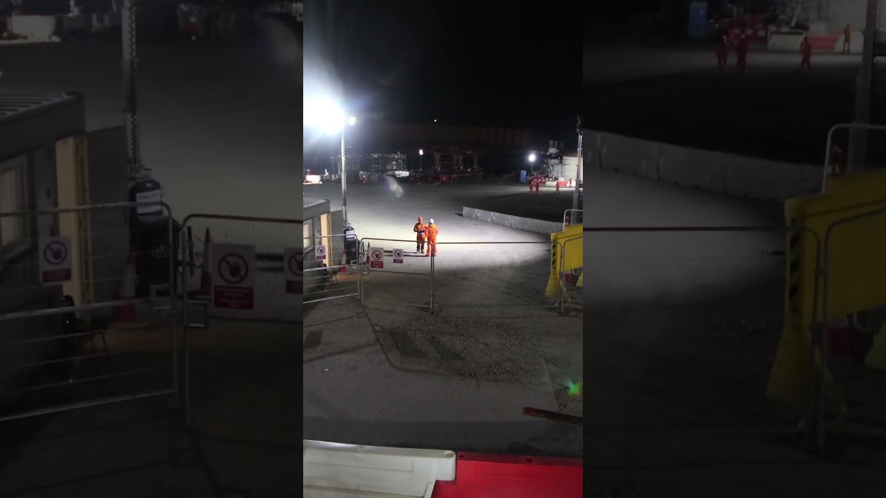 HS2 Birmingham bridge moved over railway during night operation #shorts
