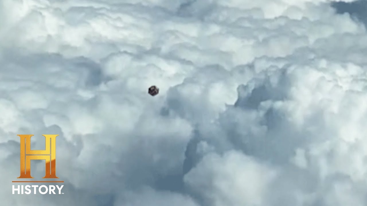 CUBED UFO PUZZLES PILOT - &ldquo;It Shouldn&rsquo;t Be There&rdquo; | The Proof Is Out There | #Shorts | History