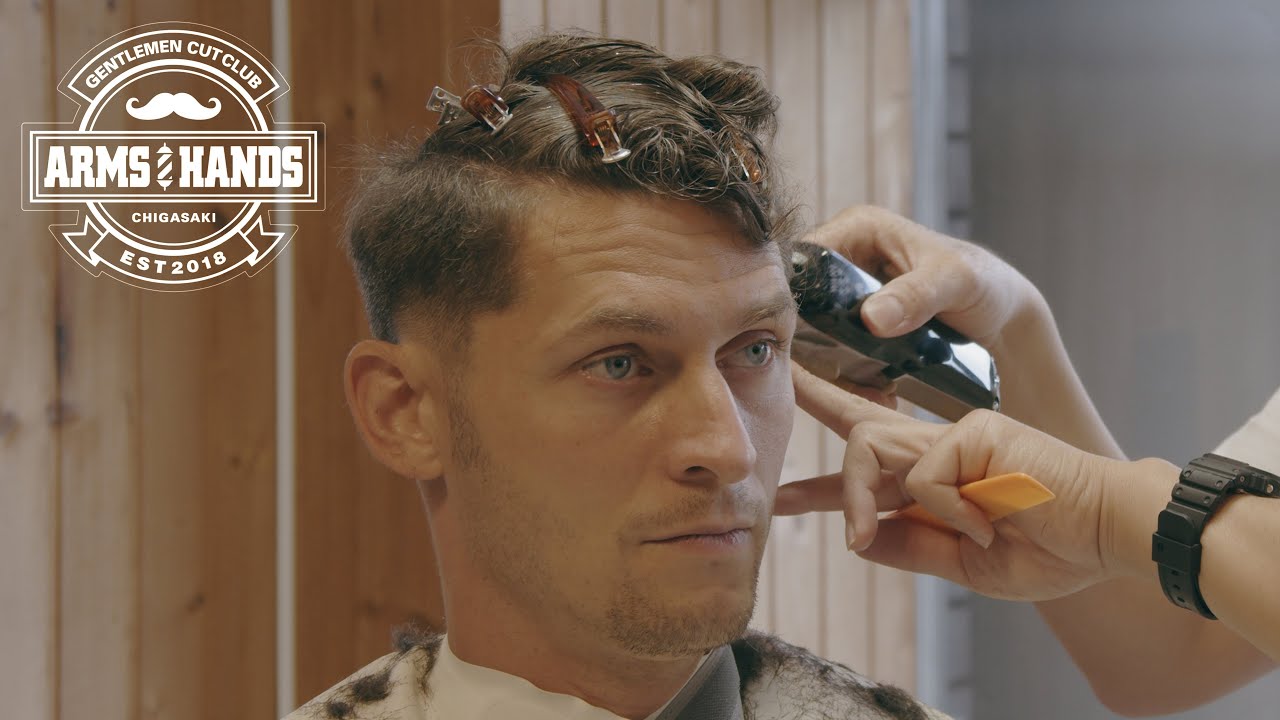 【Japanese Barber】【メンズ 髪型 | バーバースタイル】クセ毛を生かしたサイドパート x フェードスタイル - ARMS HANDS - #神奈川 #茅ヶ崎