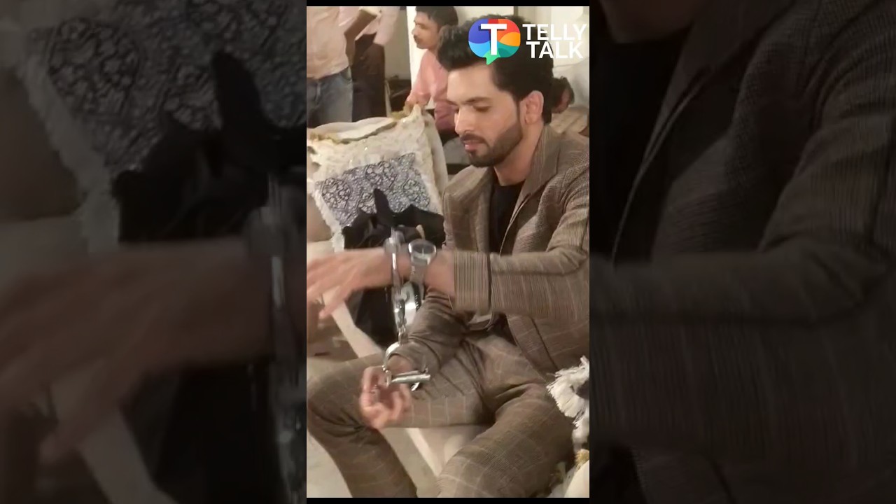 Yeh Rishta Kya Kehlata Hai actor Shehzada Dhami's fun BTS video on the set 🤣 | #shorts #yrkkh
