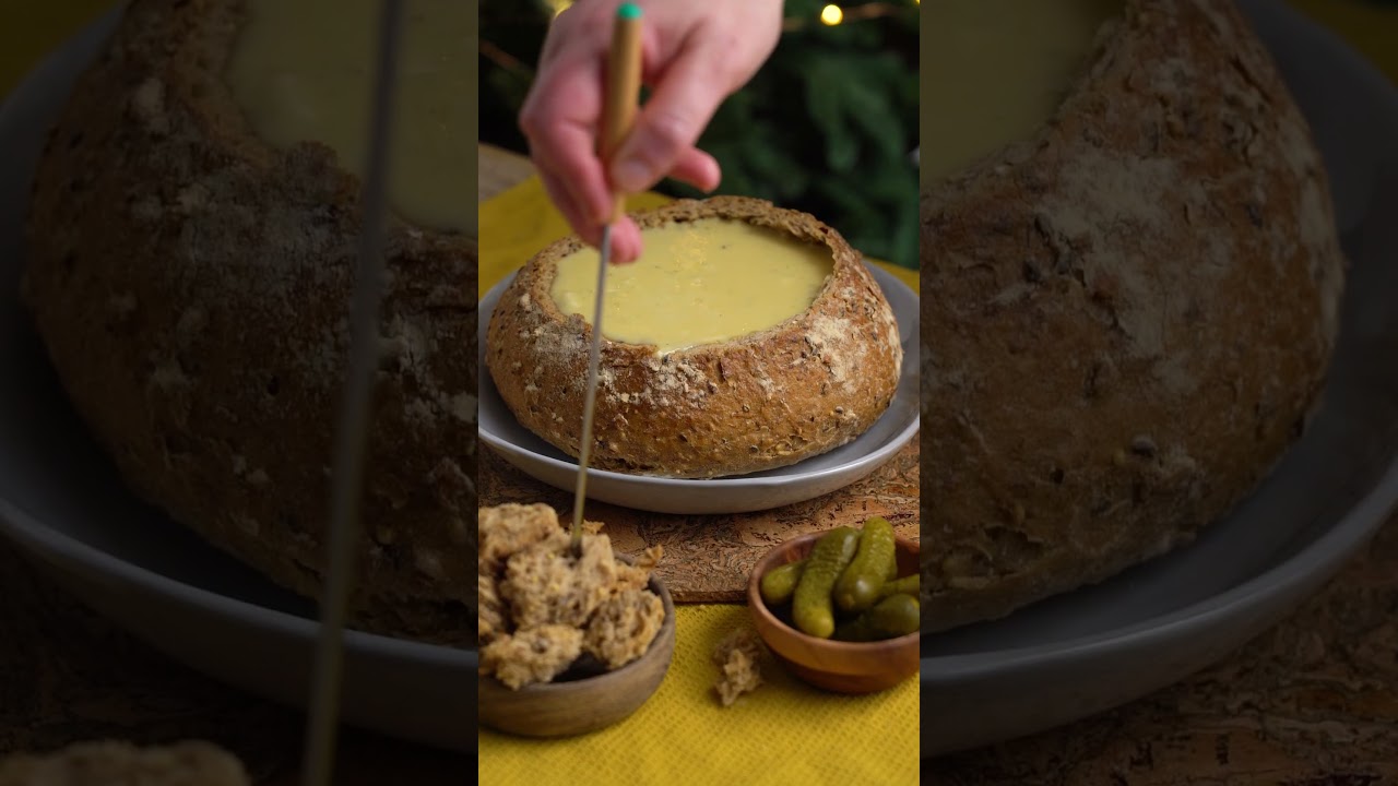 Christmas Cheeseboard Fondue