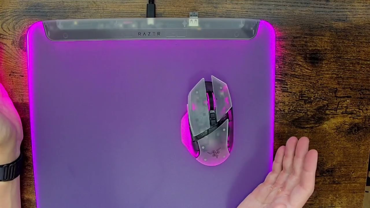 Razer Basilisk V3 Pro and Firefly V2 Pro - Phantom White Editon