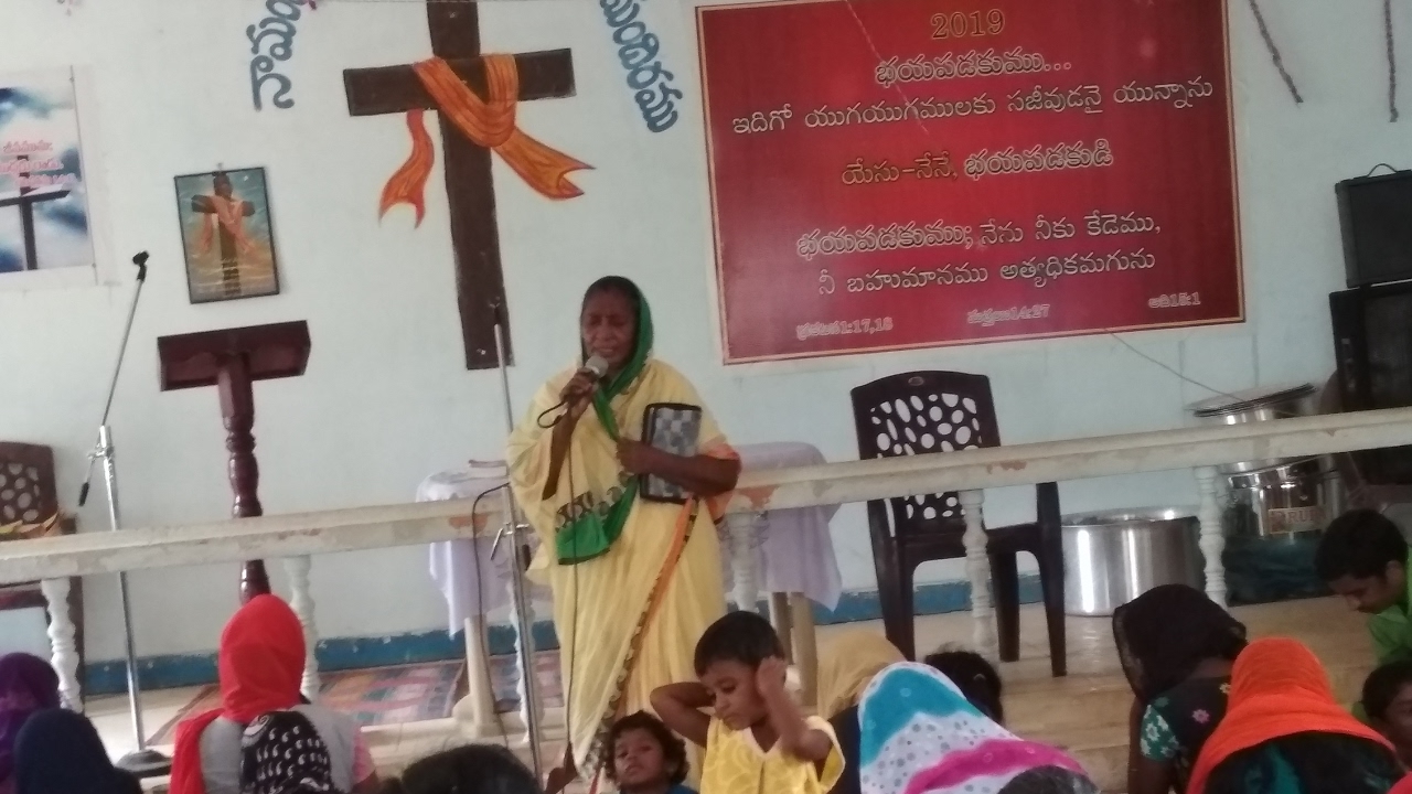 Dinamulu jaruguchunnavi Gospel song by Pastor Prasanna Kumar Garu