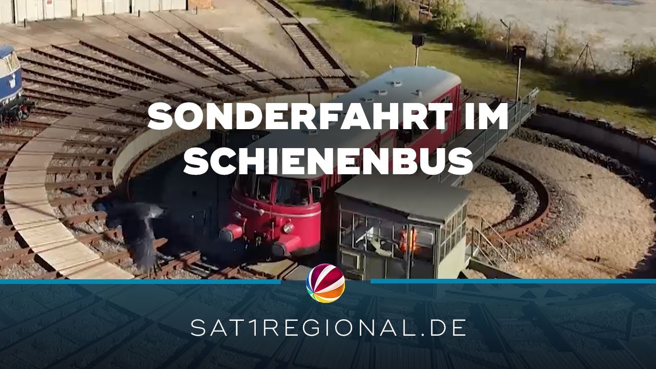 Schienenbus unterwegs in Schleswig-Holstein