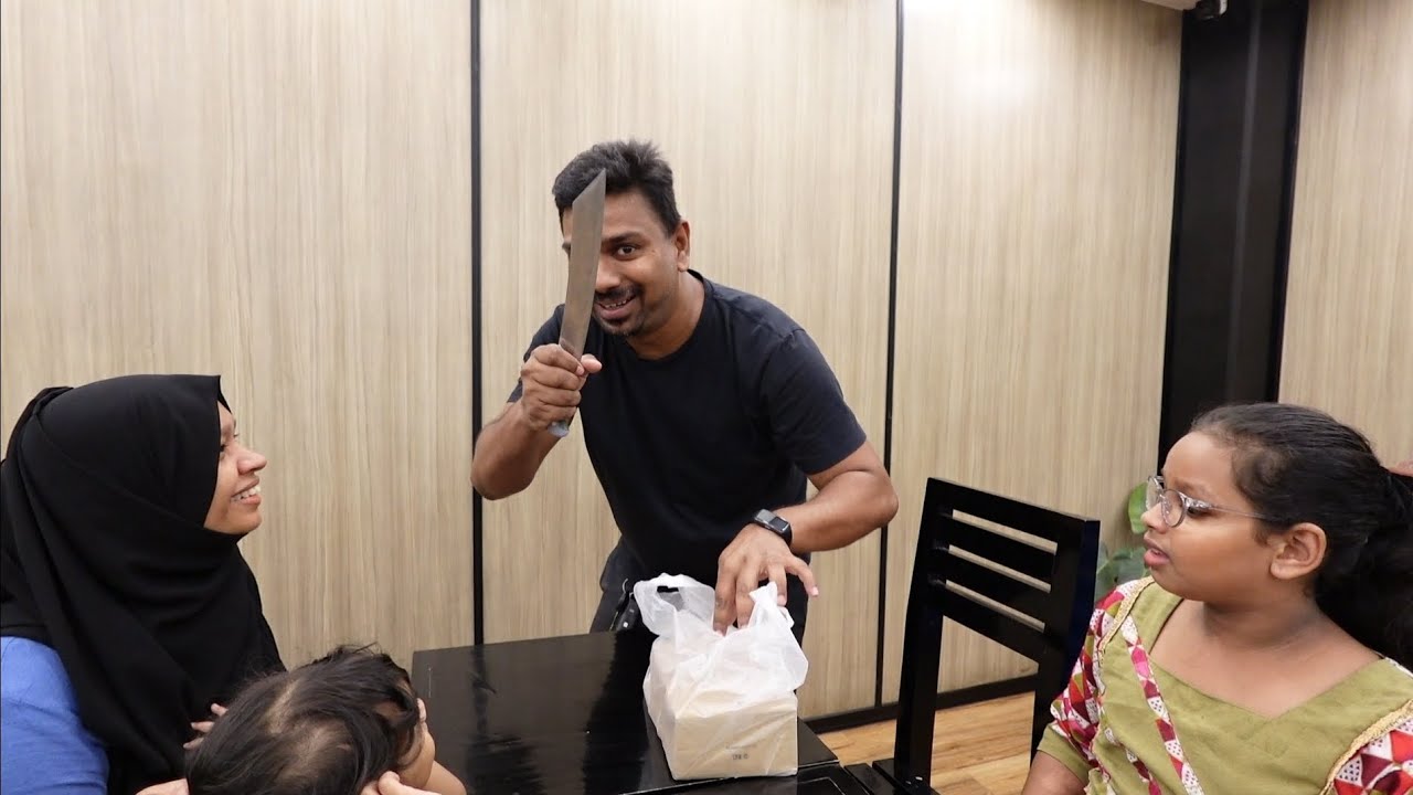 Aiiiyooo!!! CAKE  කපන්න ගෙදරින් ලොකු පිහියක් 🤣 #cake #sinhalavlogs #familyvlogs | vlog | vlogs