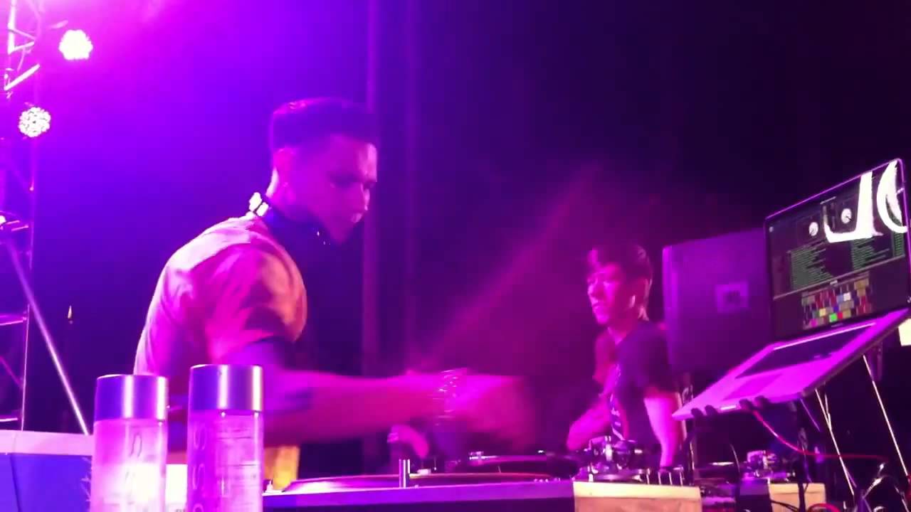 DJ Pauly D DJing at The Pool After Dark