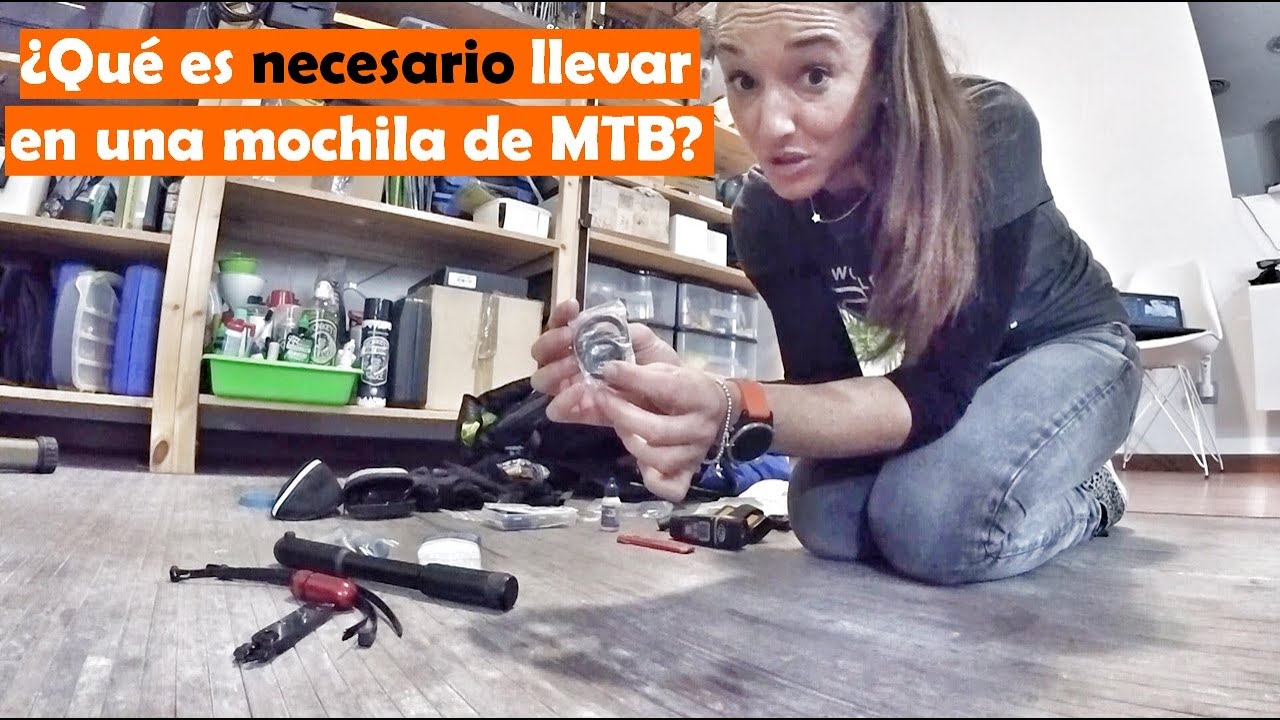 ¿Qué herramientas es necesario llevar en una mochila de MTB? - Secuestramos la mochila de Armand