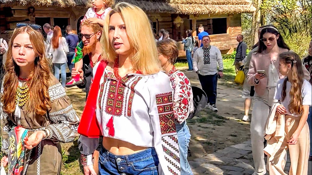 Великодній тиждень у Львові. #львівплощаринок