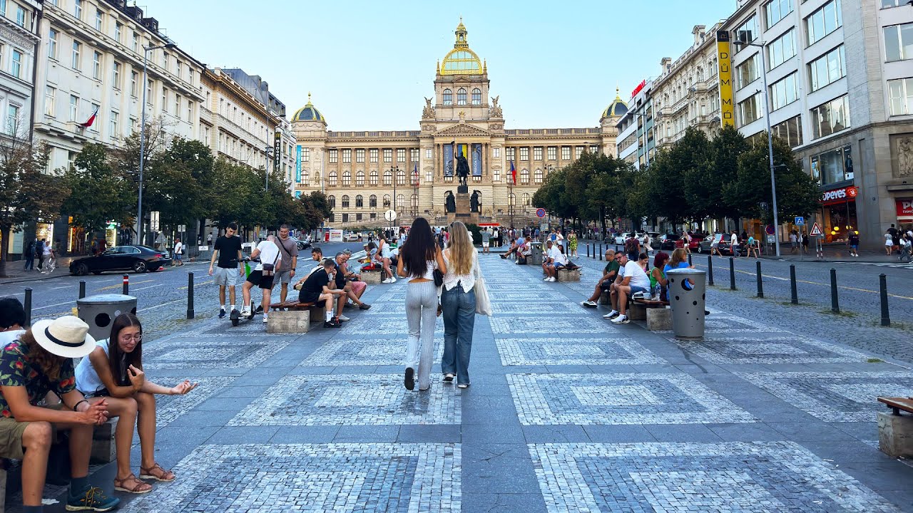 Prague / Praha 4k. Wenceslas Square / Вацлавская площадь. Прага