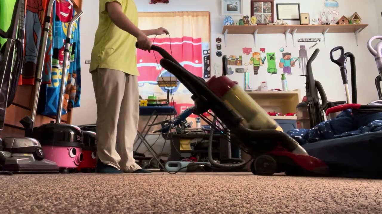 Dirt Devil vacuum show off!