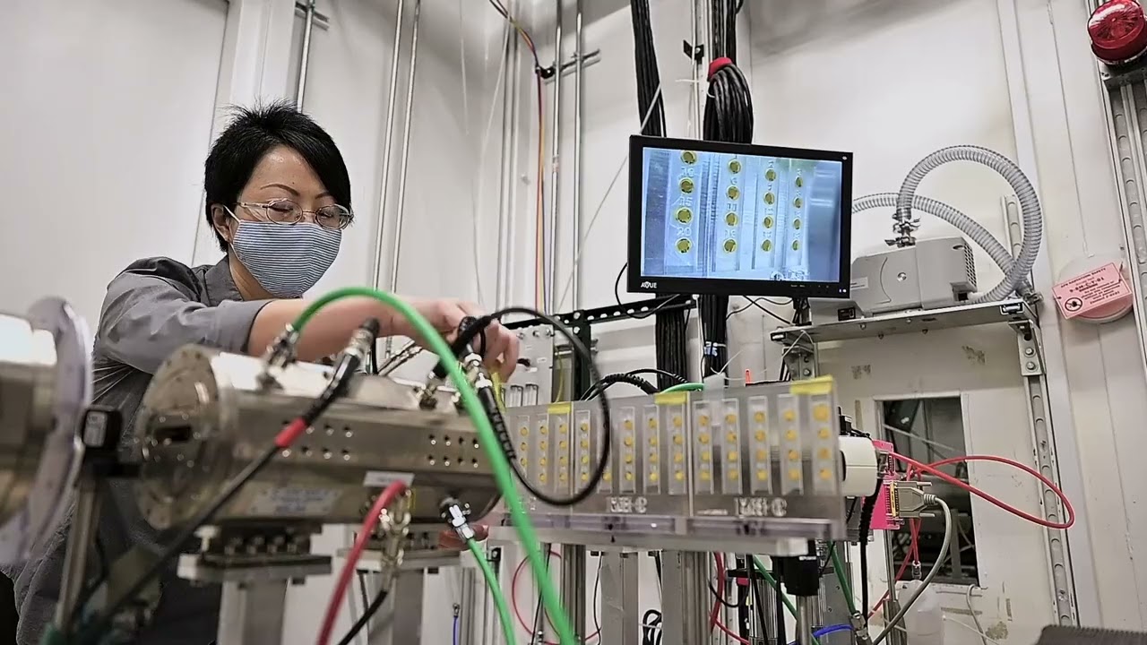 Virtual tour of the Advanced Photon Source at Argonne