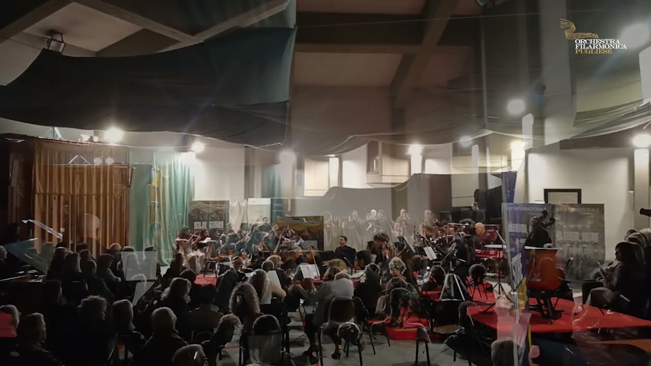 R. Schumann Piano Concerto mov. I / Francesca Perrotta conductor / Nagino Maruyama piano solista