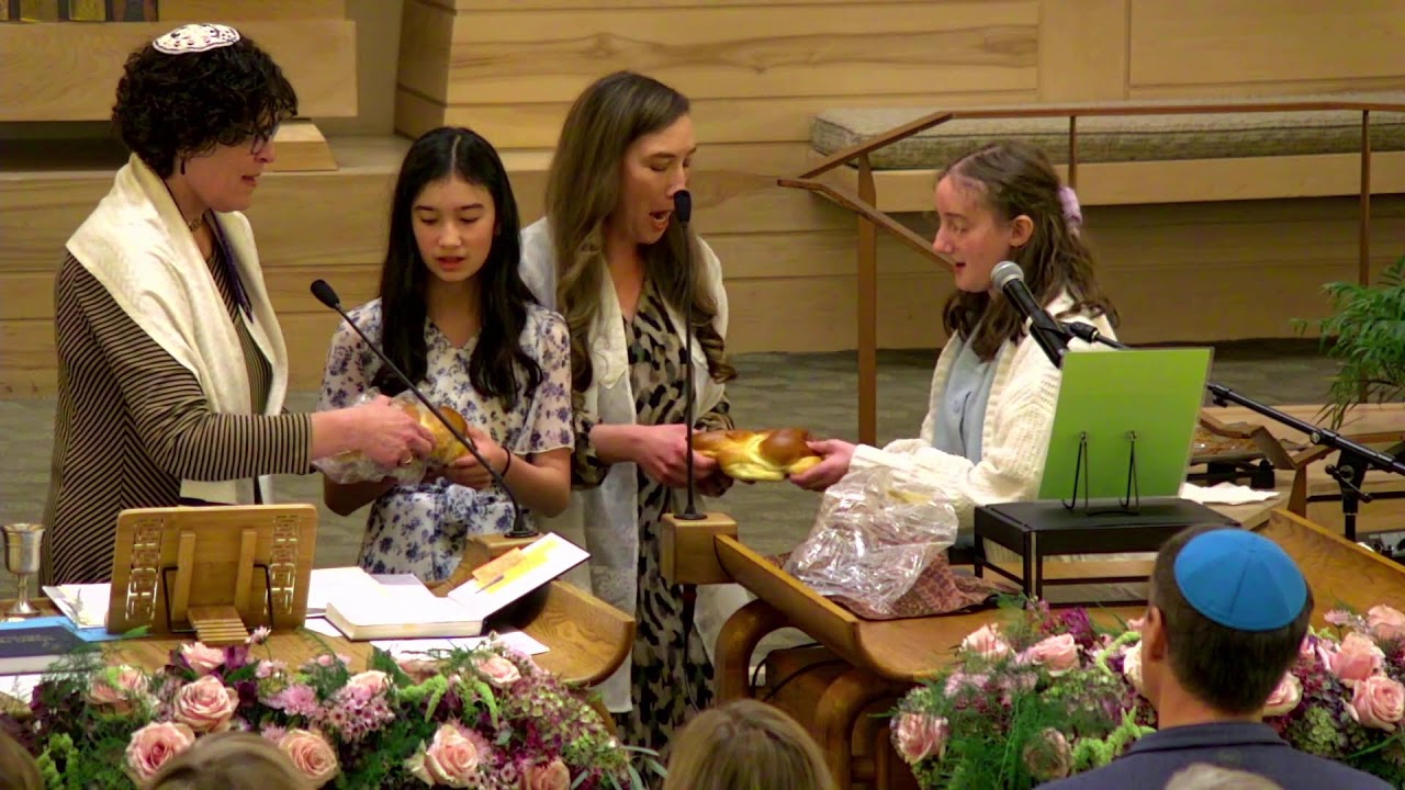 Shabbat Celebration Of Cantor Elana- 18 Years