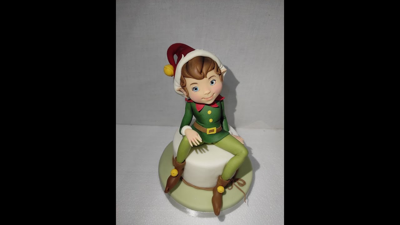 Tutorial Elfo Natalizio realizzato da Valentina Maggio con le paste di zucchero Emy Forcakedesigner