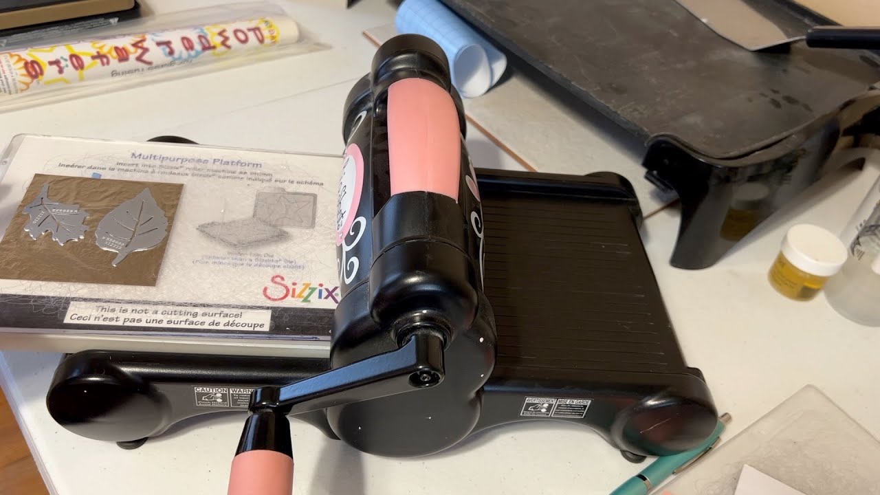 Использование Sizzix в процессе фьюзинга стекла. Часть первая: резка материалов