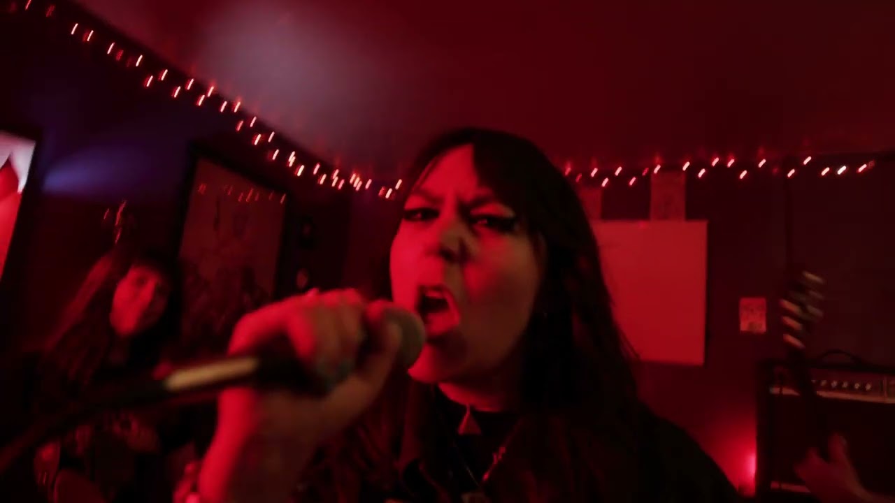 CUT PIECE - "WALK THE DOG" (Official video)