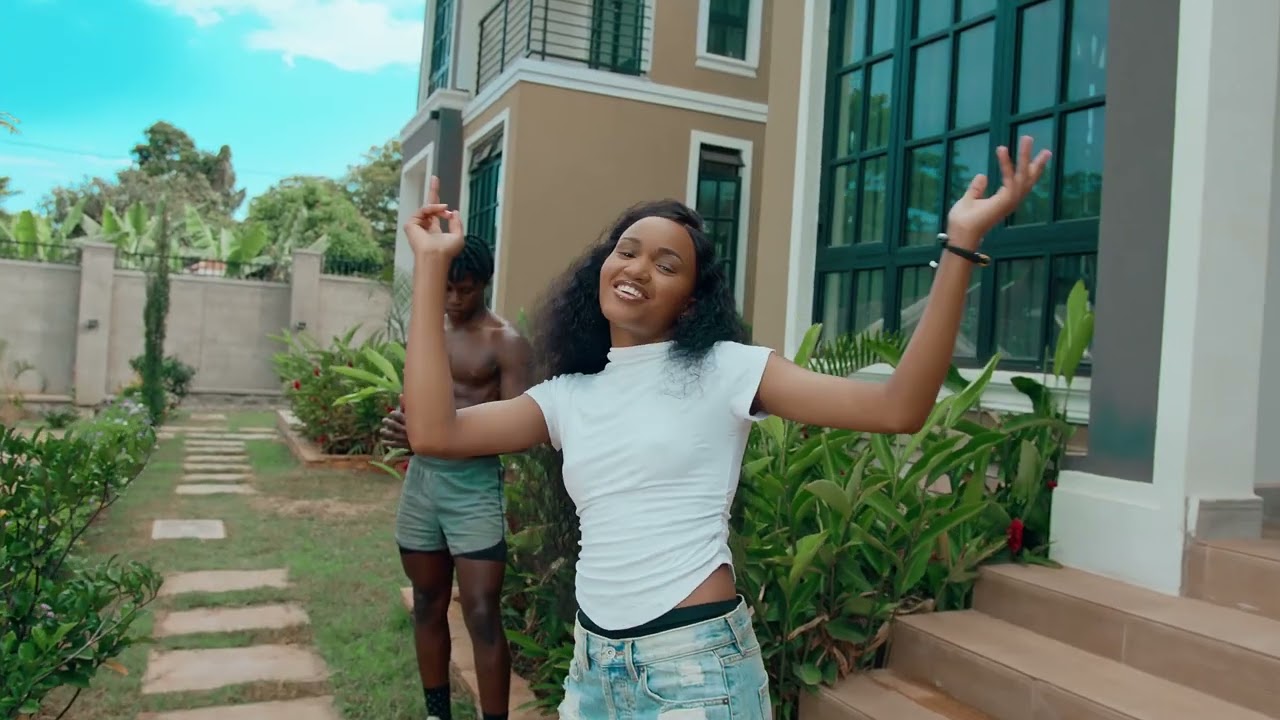 MBEEWO - OWAKABI WANGE (Official Music Video)