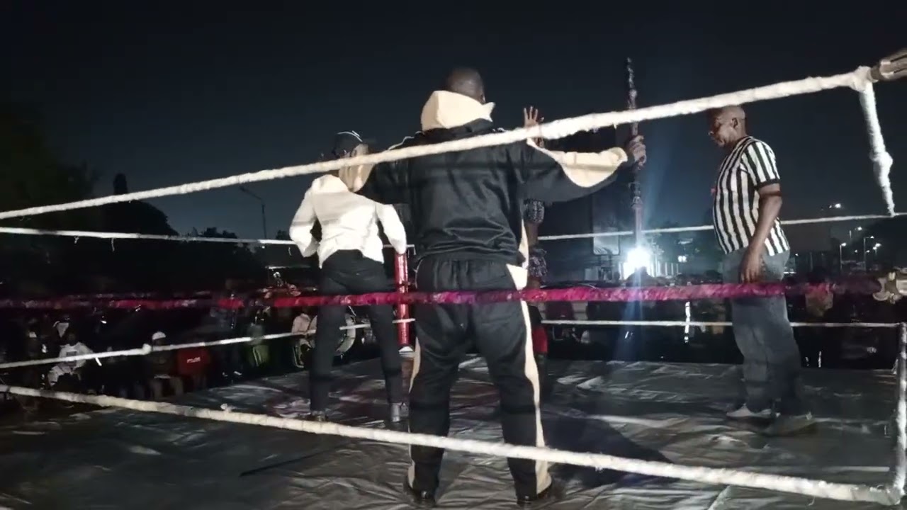 L'APPARITION DE BIENVENUE MWARABU SUR LE RING AU DEUIL DE SON PÈRE