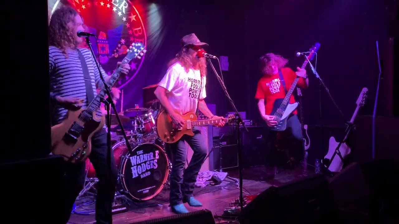 Warner E. Hodges Band - Fat Bottomed Girls - The Greystones, Sheffield - 22 October 2022