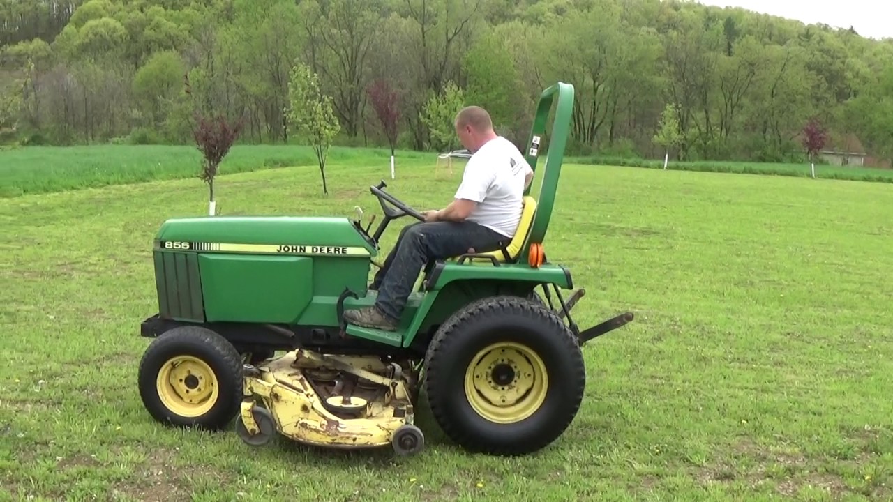 JOHN DEERE 855 DIESEL 4X4 TRACTOR WITH 72'' MOWER DECK & LOADER VALVE