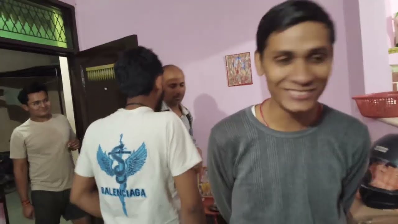 आज गौरव भाईया ने रौशन भाईया का दाढी बनाया 🥰