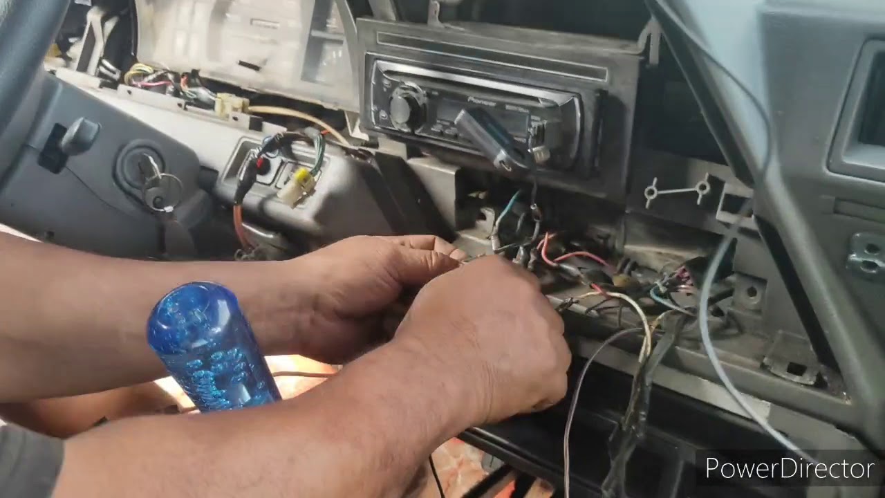 NISSAN URVAN, REPLACE AIRCON BLOWER SWITCH.  ISSUE  A/C BLOWER SWITCH 123 AND 4 D SAME FUNCTION.