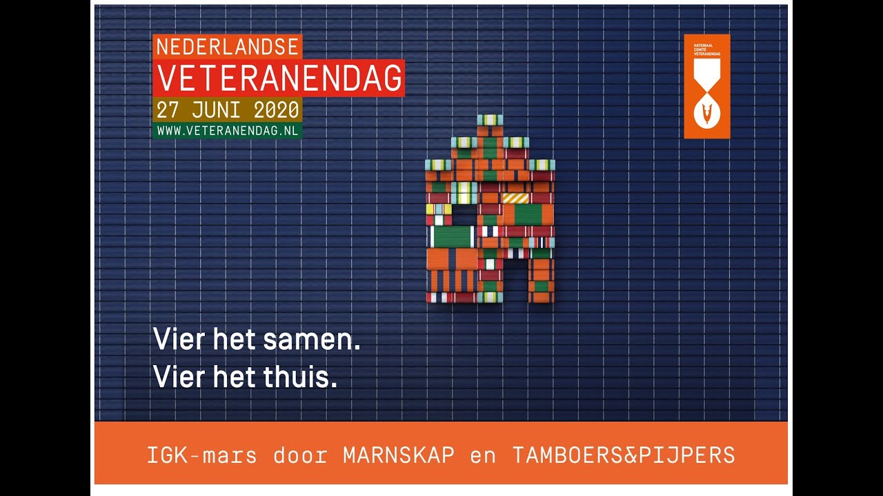 IGK-mars door de Marinierskapel der Koninklijke marine en Tamboers&Pijpers van het Korps mariniers