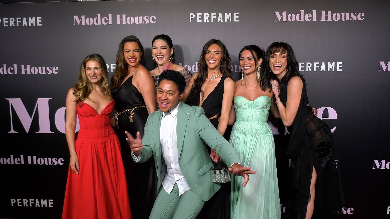 The cast of 