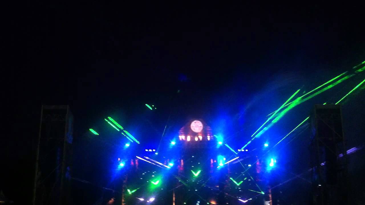 Dominator 2012 Cast of Catastrophe - Angerfist & Outblast - Final / Firework