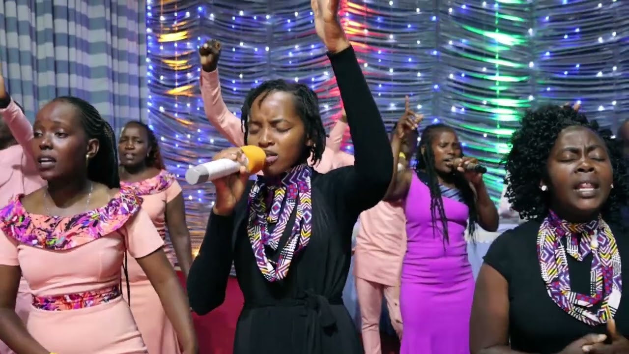Worship experience night at ST. JOSEPH MCK MAUA